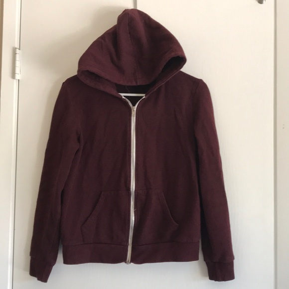 maroon zip up sweater